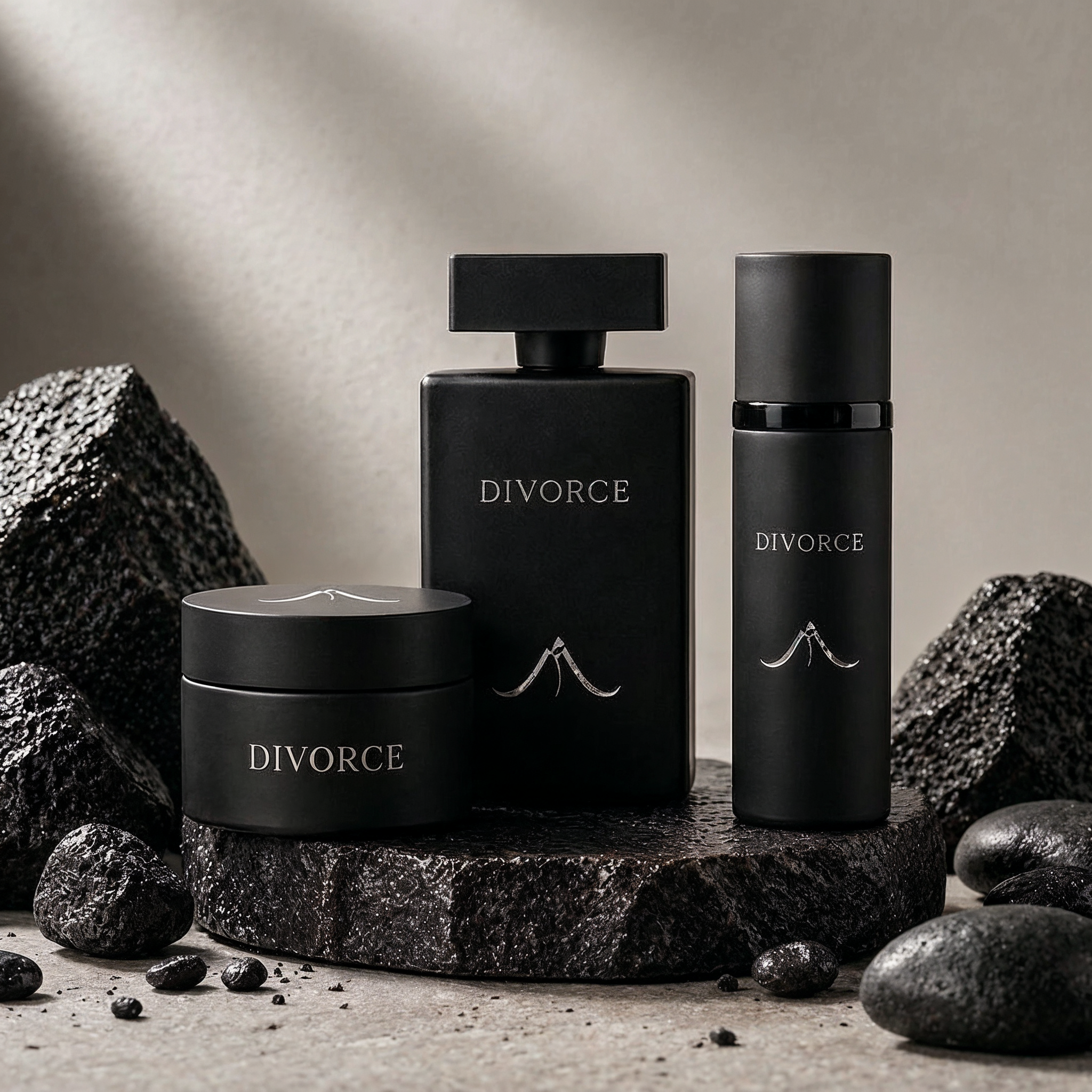 Divorce — studio still life
