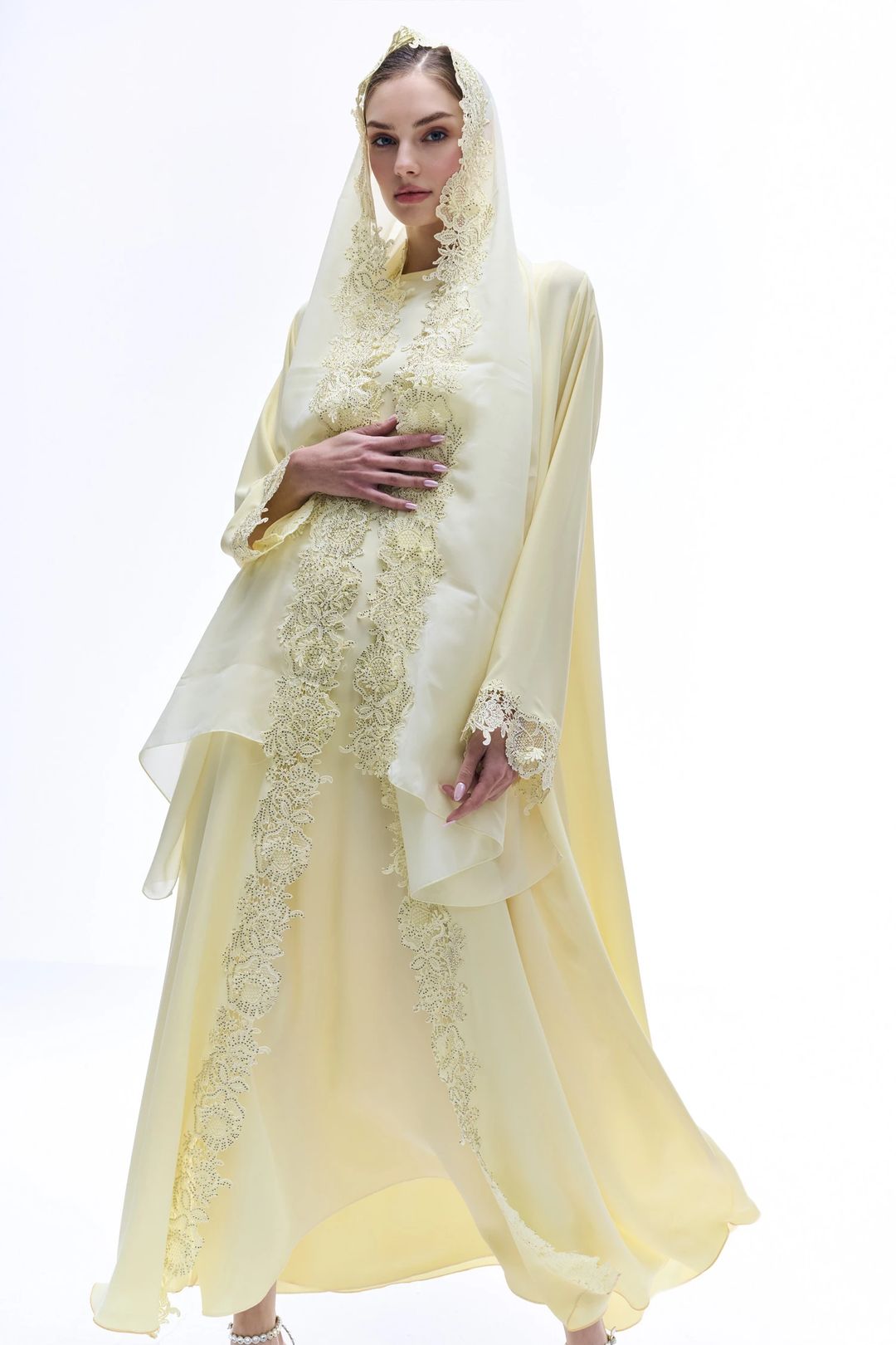 Butter yellowing abaya - 4