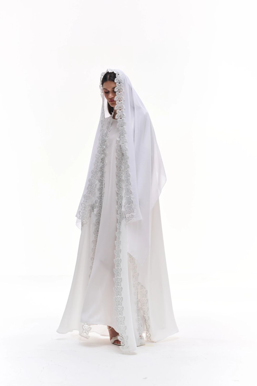 Butterfly white abaya - 3