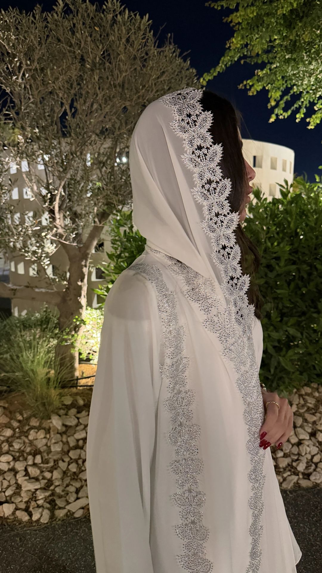Butterfly white abaya - 2