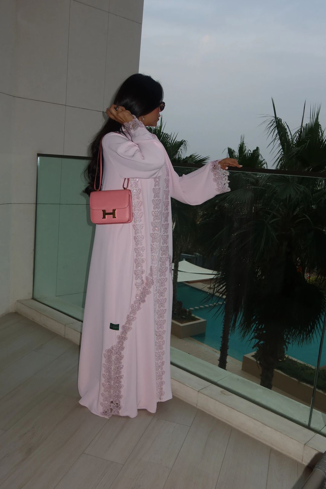 Butterfly pink abaya - 4
