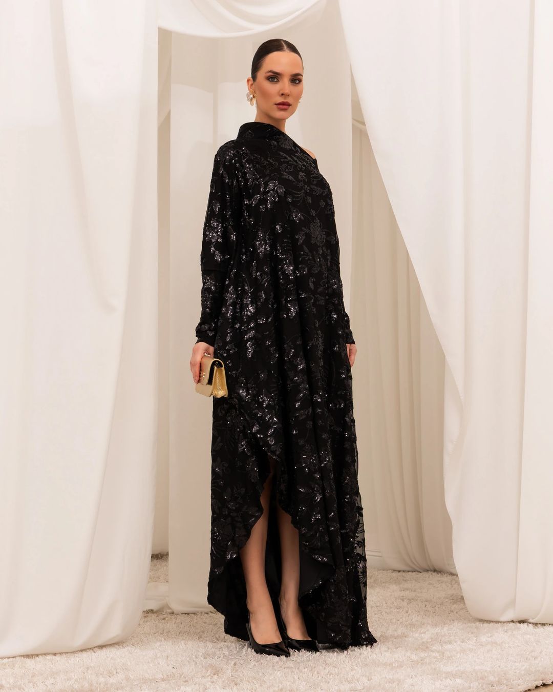 Black stunning - 1