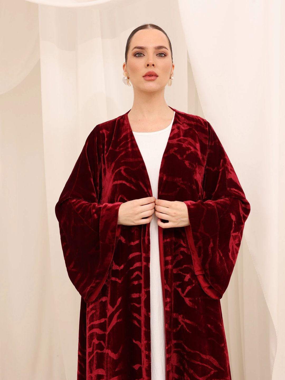Burgundy lines abaya - 3