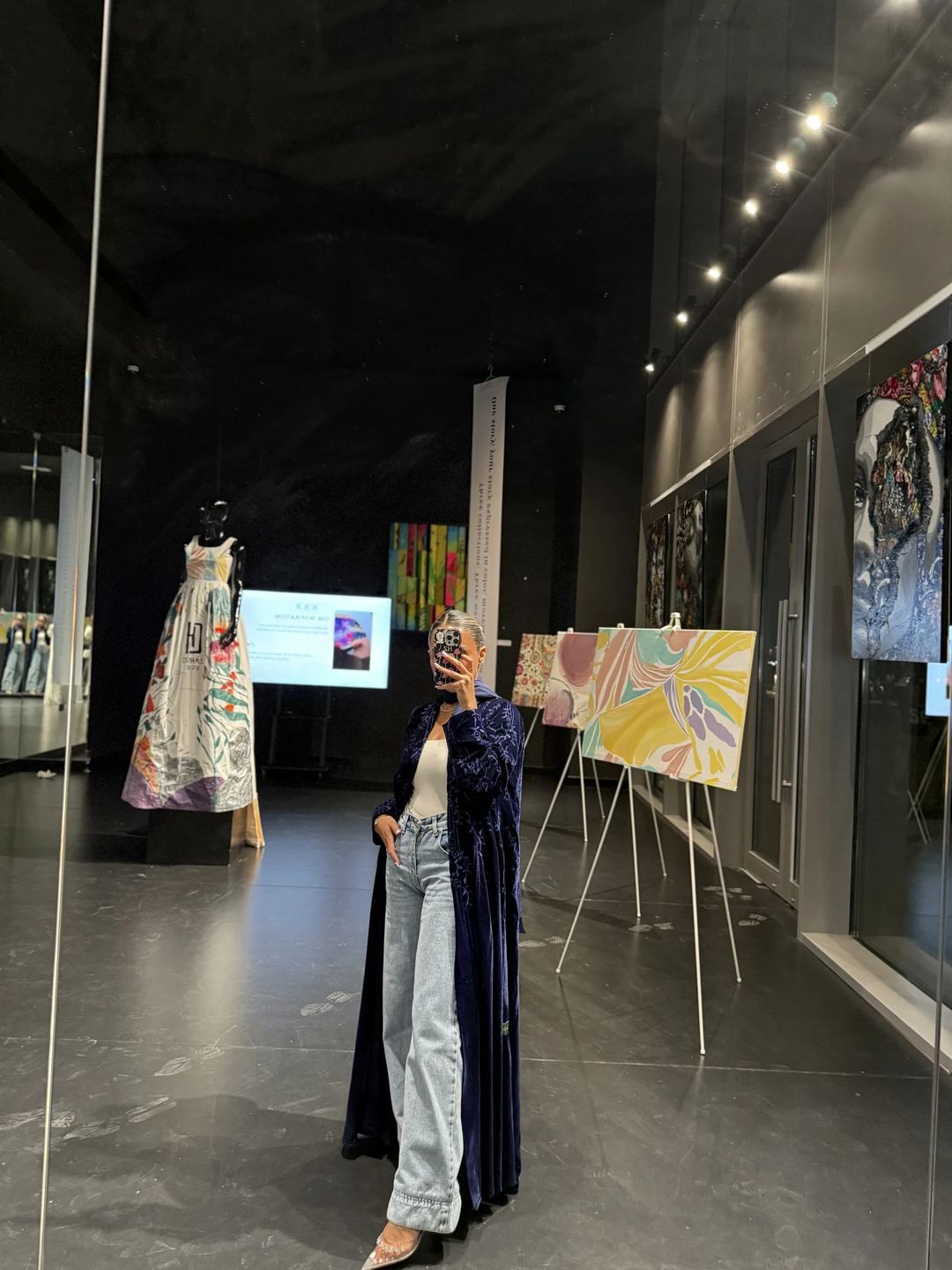 Dark nights abaya - 1