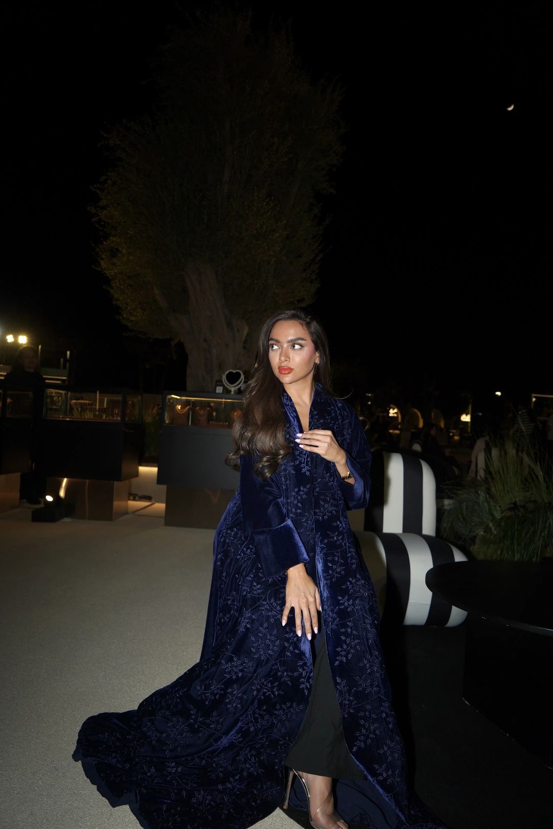 Indigo abaya - 2