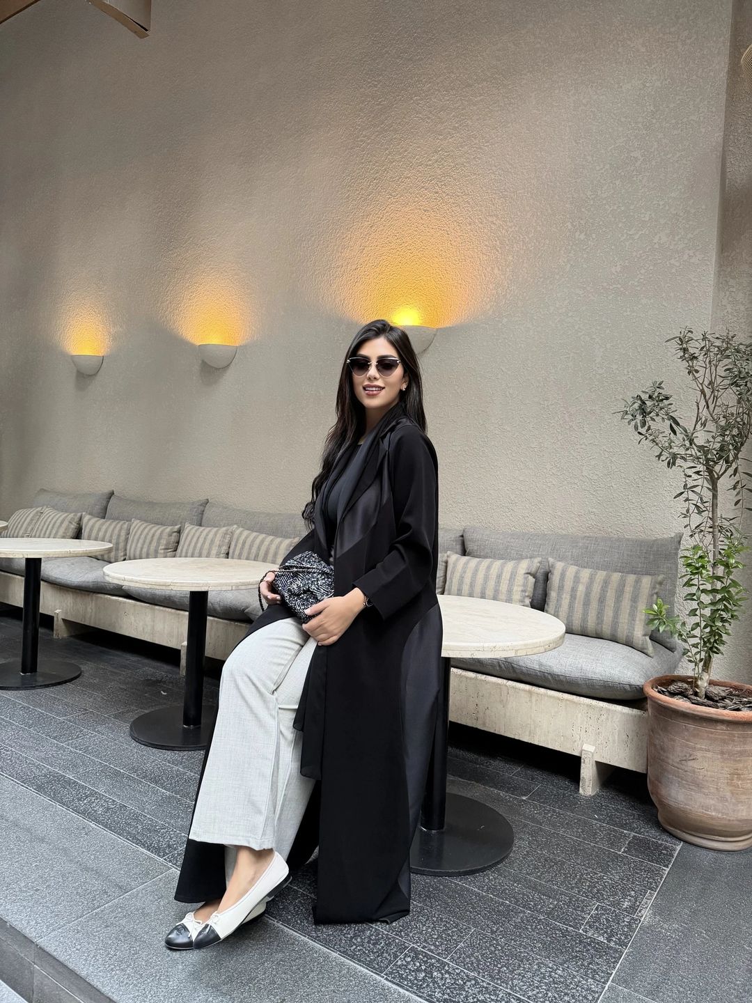 Tones of black - 1