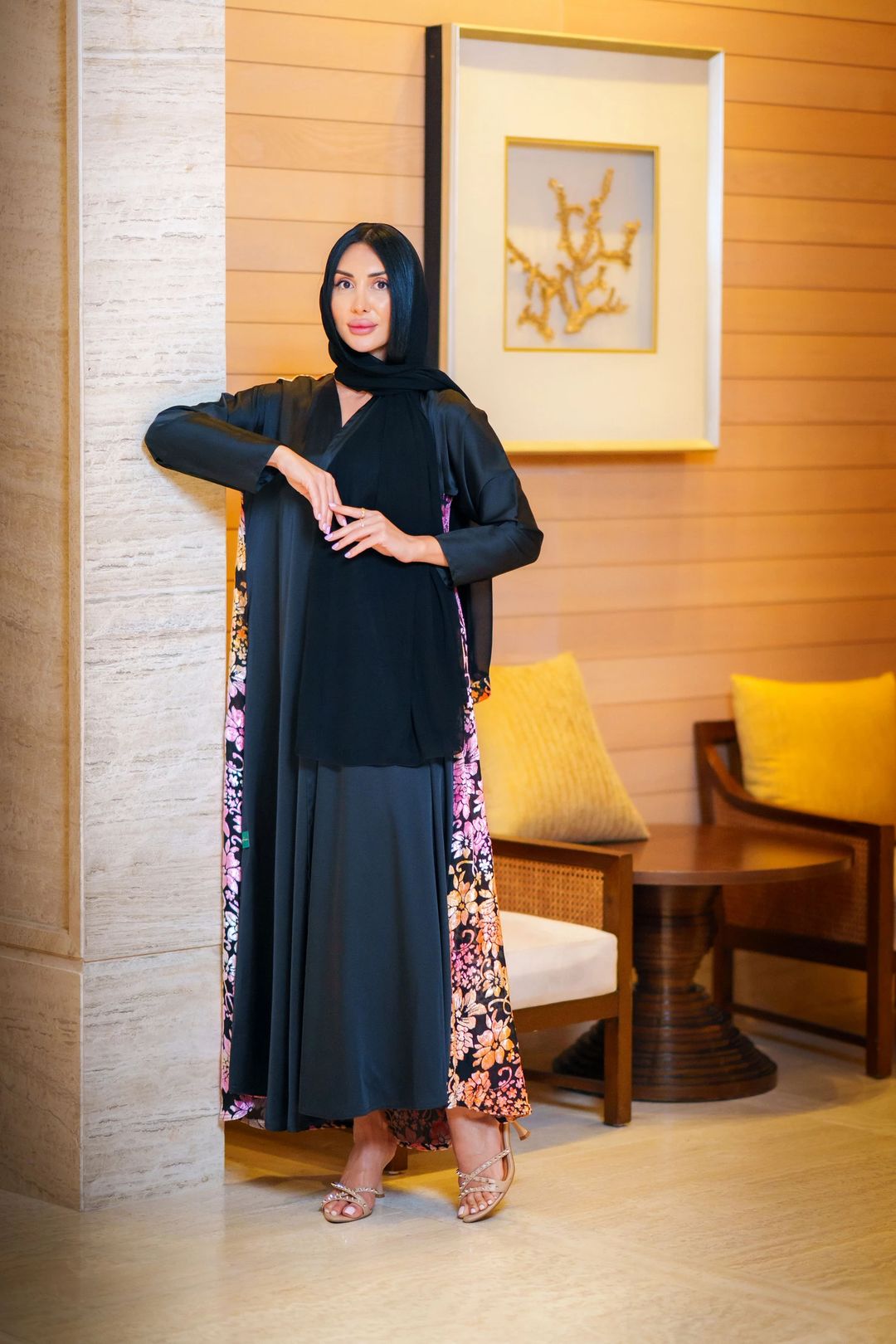The one abaya - 2