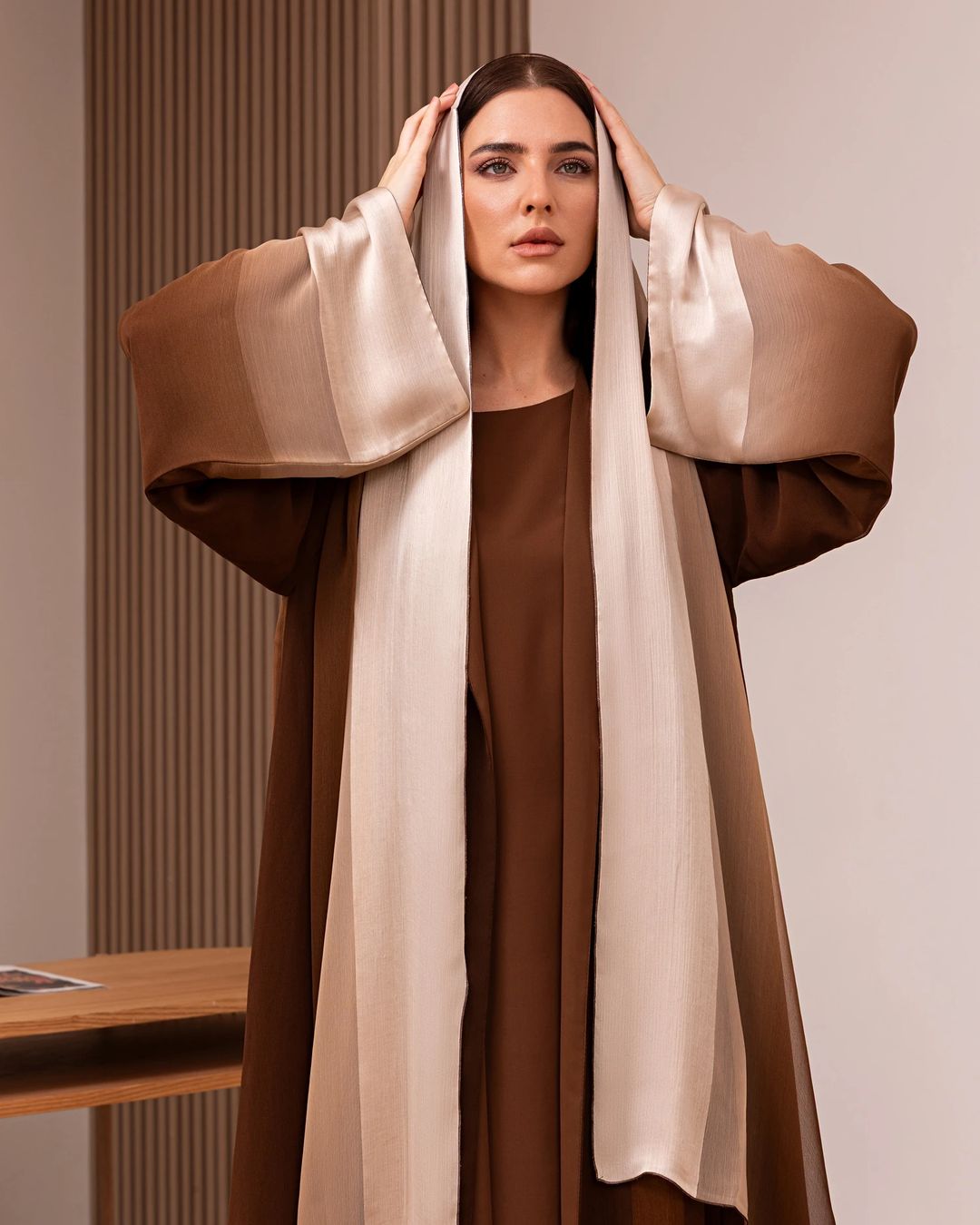 Gold ambreh abaya - 2