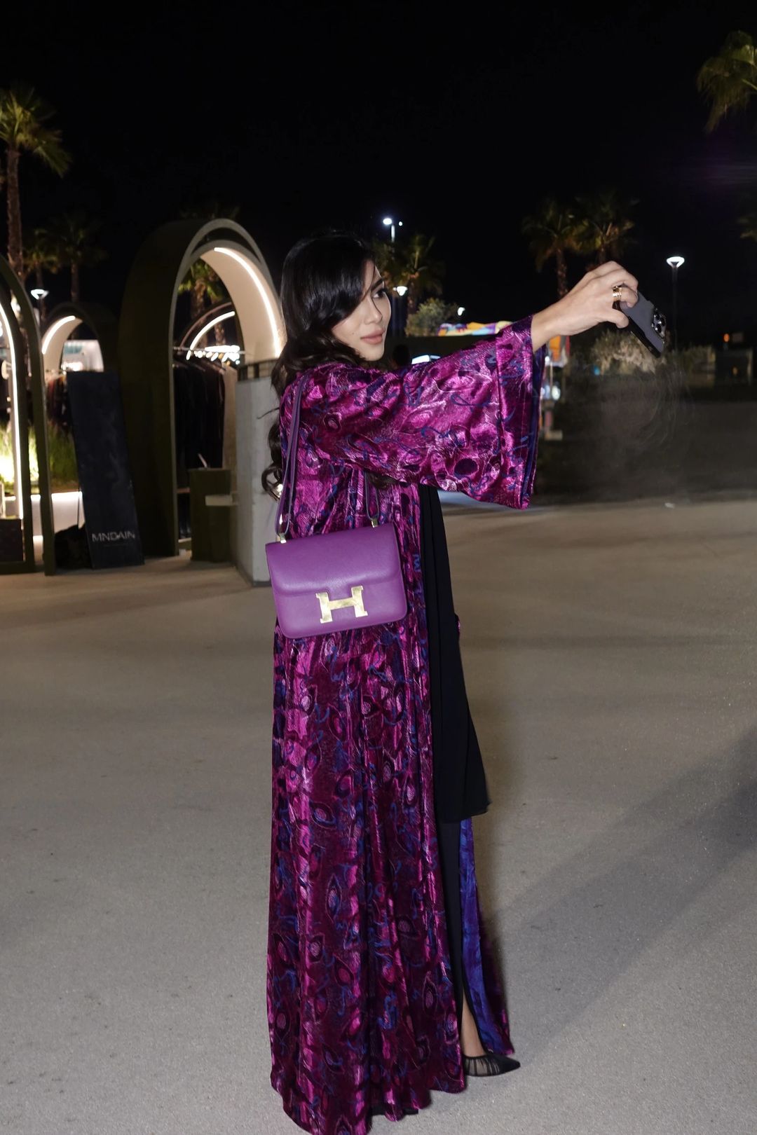 The perfect abaya - 1