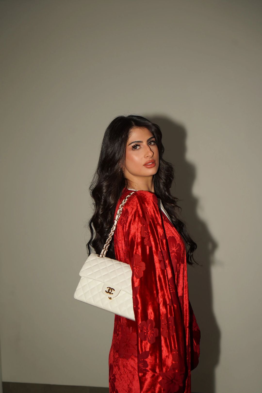 Red abaya - 3