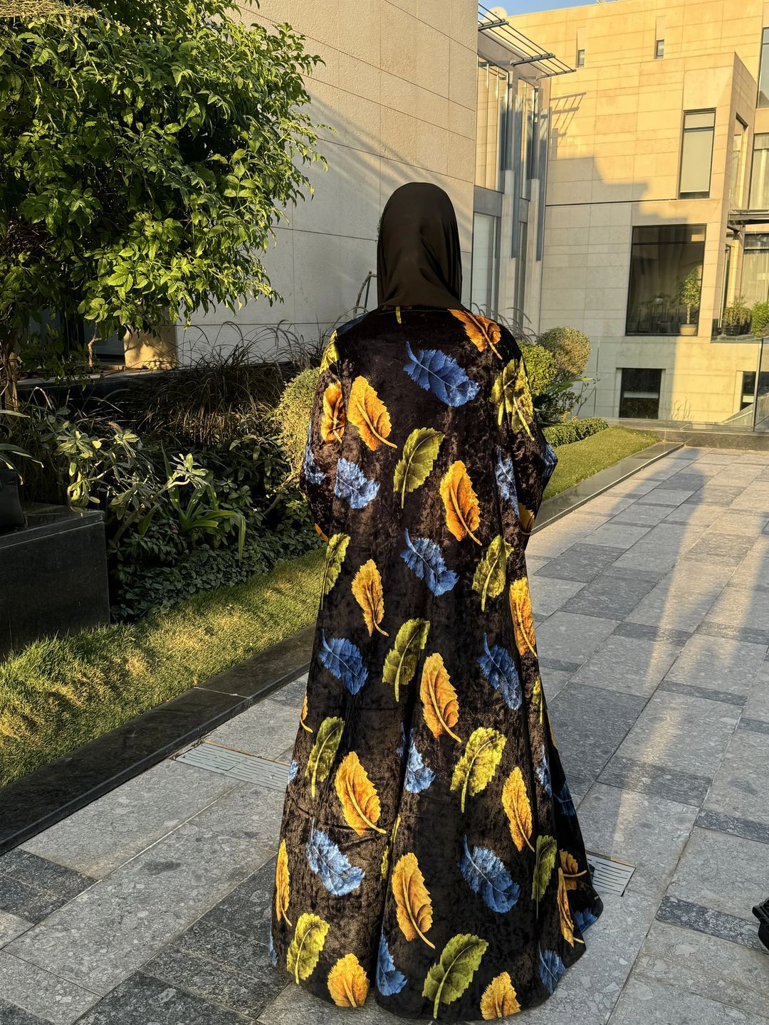 Leaves abaya - 1