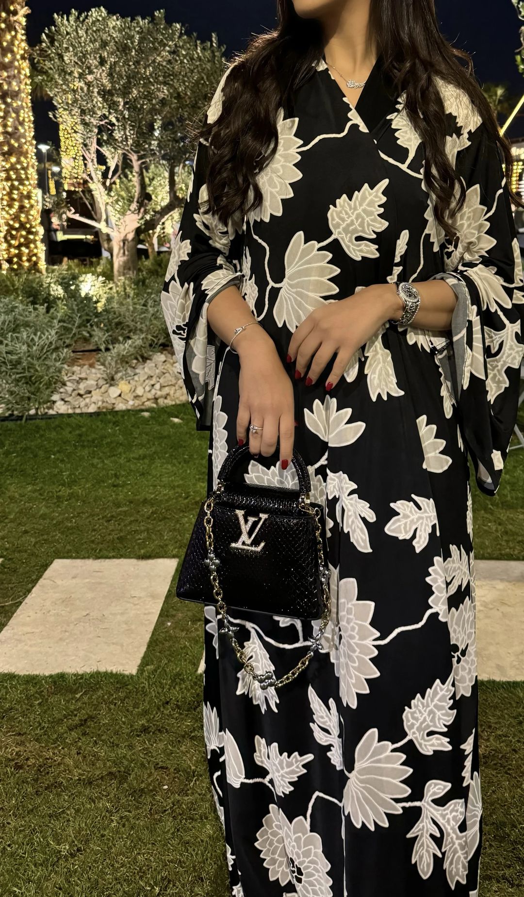 Black abaya with white - 1