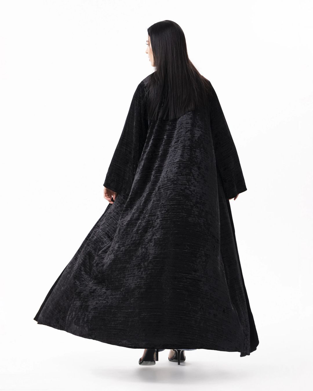 black winter velvet abaya - 1