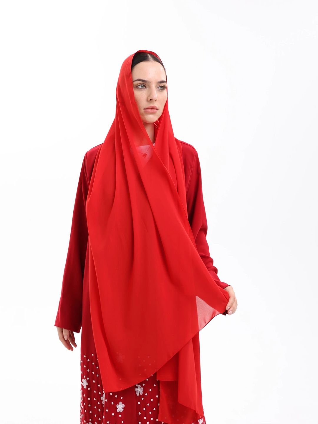 Red abaya with flowers - 3
