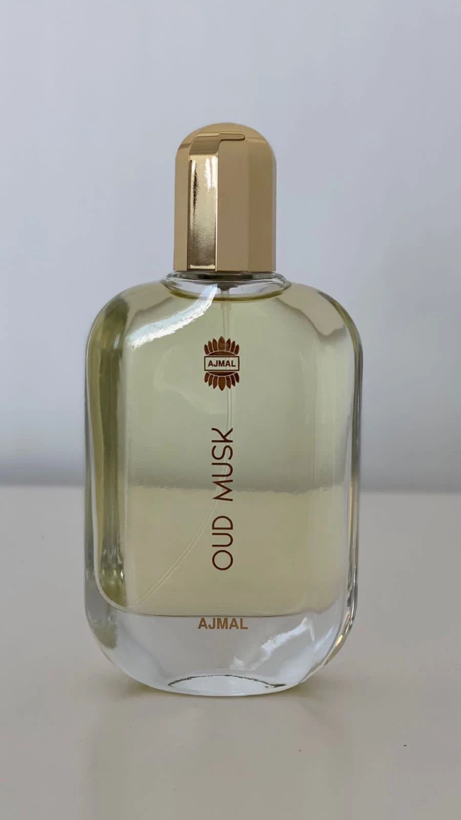 مسك عود - 1