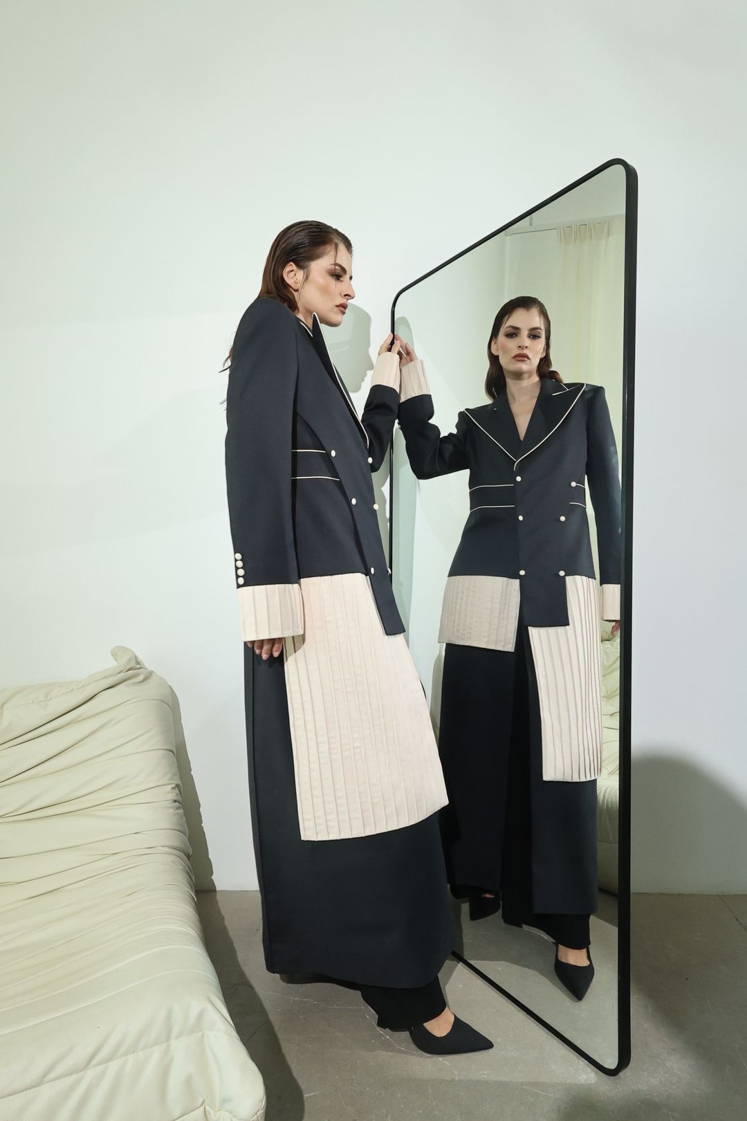Black Colour-Block Patch Coat - 10