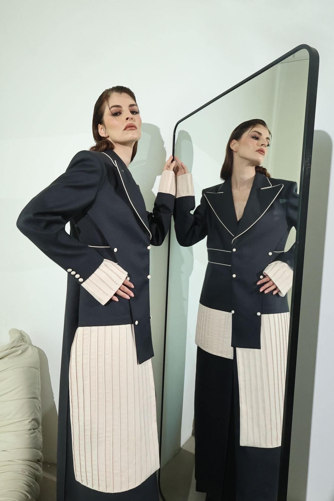 Black Colour-Block Patch Coat - 8