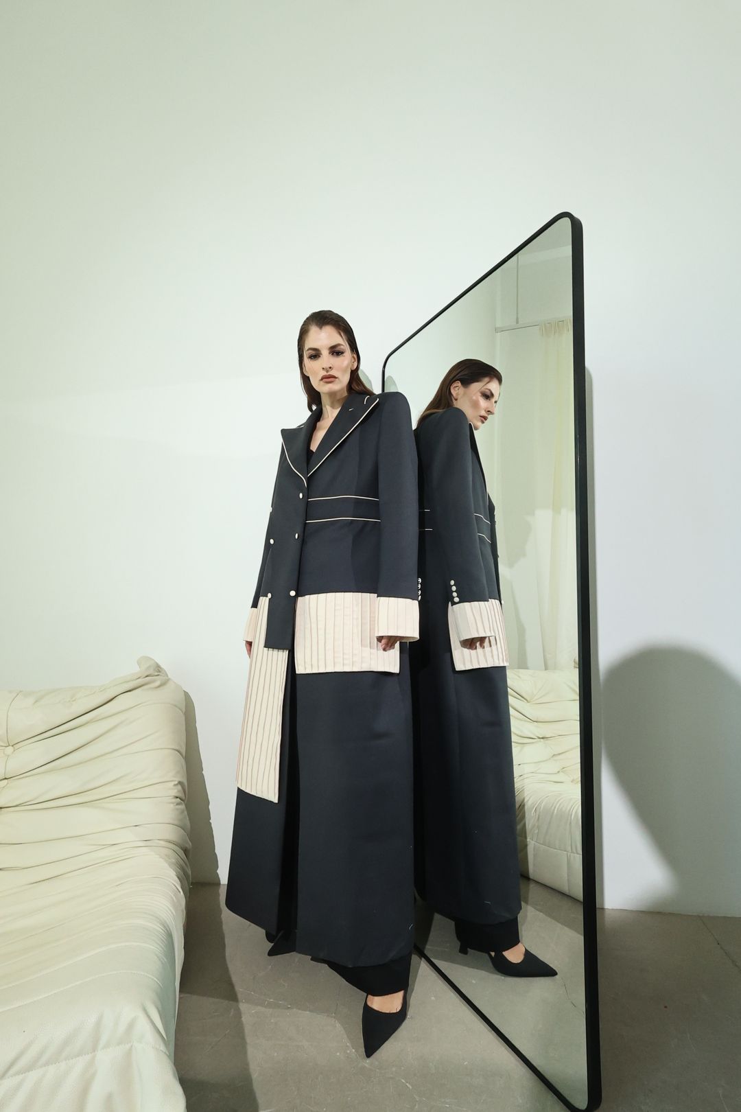 Black Colour-Block Patch Coat - 6