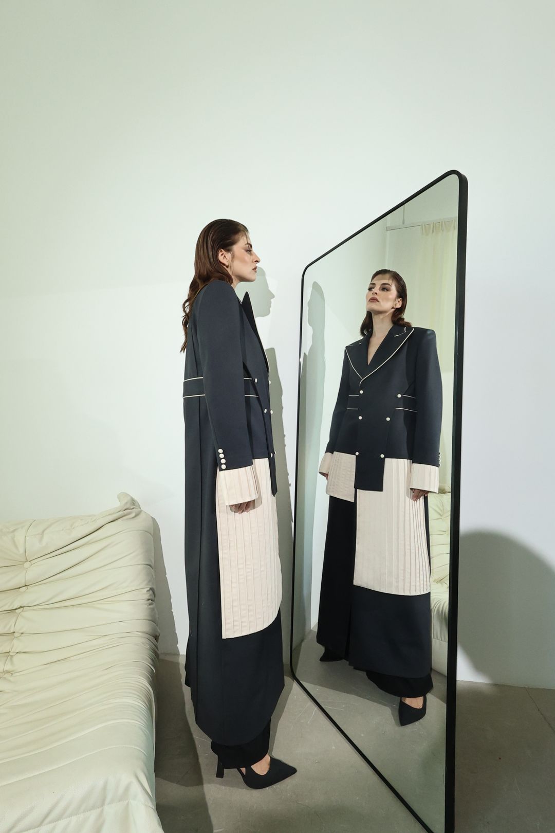 Black Colour-Block Patch Coat - 4