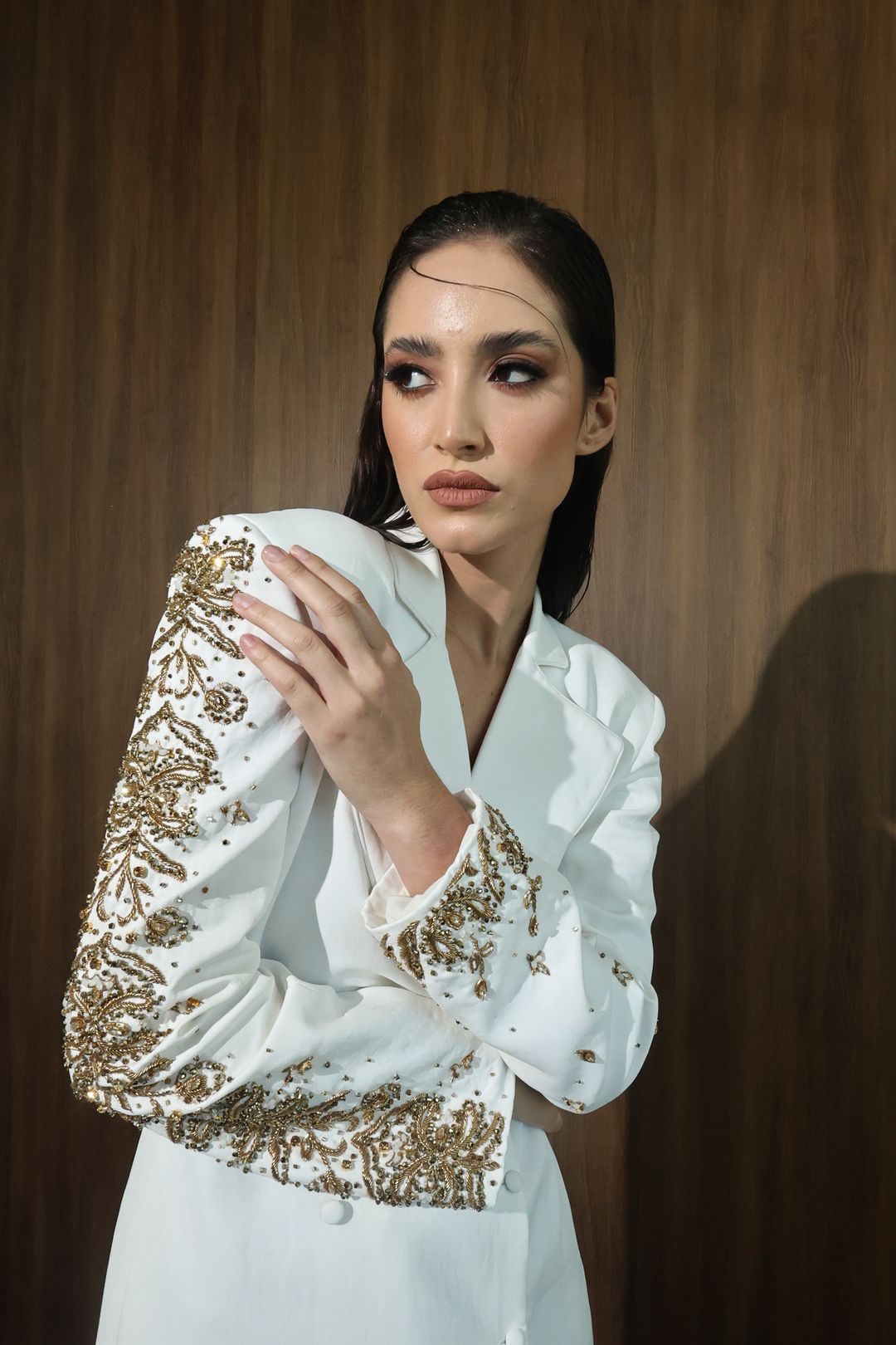 White Lace-Sleeve Tailored Coat - 10