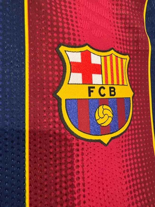 Lionel Messi Signed 2020/21 Barcelona Jersey (ICONS) - 12
