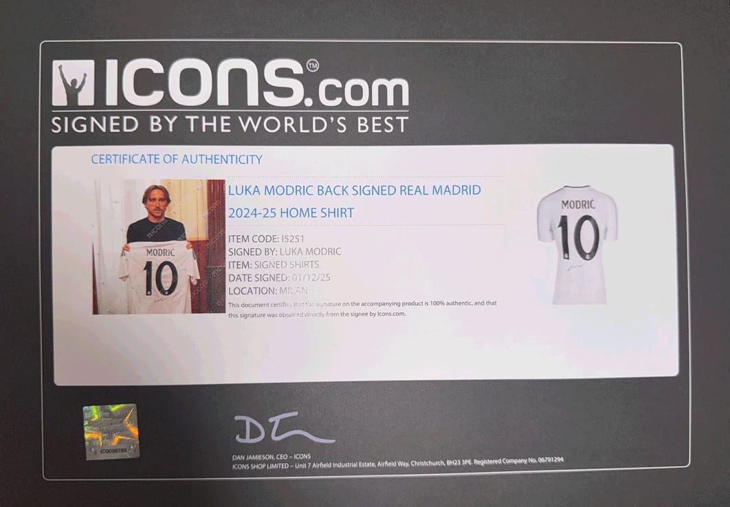 Luka Modric Signed 2024/25 Real Madrid Jersey (ICONS) - 11