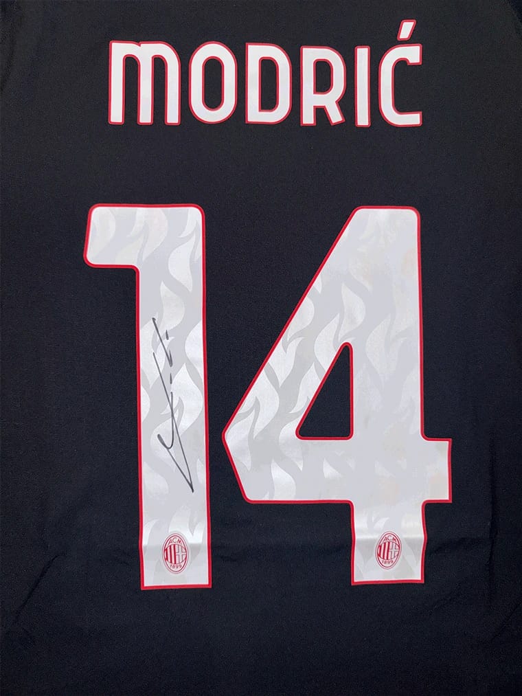 Luka Modric Signed 2025/26 AC Milan Jersey (ICONS) - 6