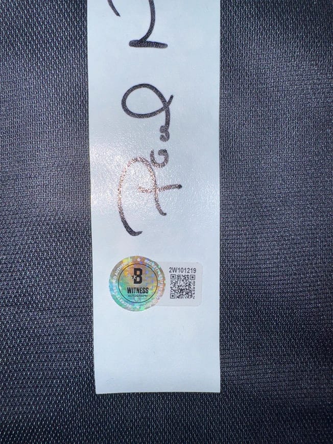 PAVEL NEDVED SIGNED 2002/03 JUVENTUS JERSEY (BECKETT) - 10