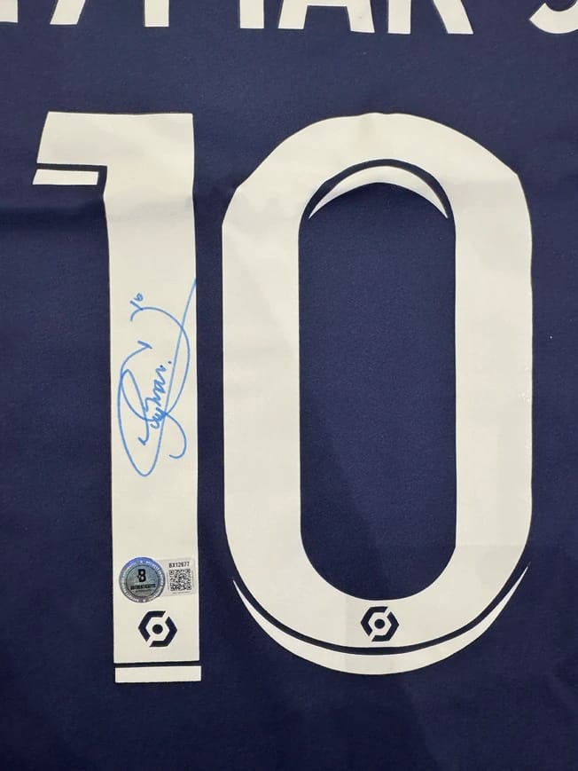 NEYMAR JR SIGNED 2022/23 PSG JERSEY (BECKETT) - 9