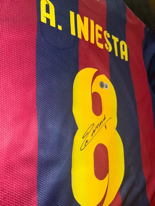 Andres Iniesta Signed 2014/15 FC Barcelona Jersey (BECKETT) - 11