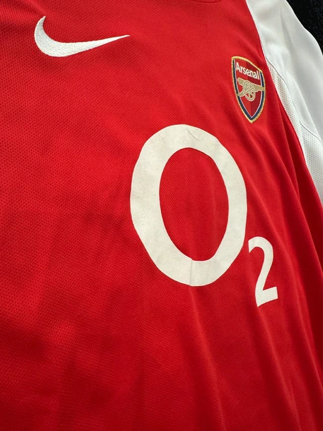 Patrick Vieira Signed  2002/04 Arsenal Jersey (BECKETT) - 10