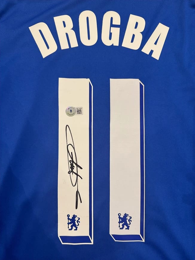 Didier Drogba Signed 2011/12 Chelsea FC Jersey (BECKETT) - 8