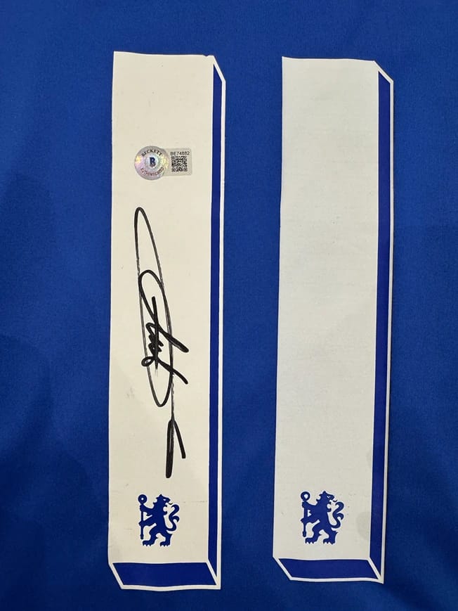 Didier Drogba Signed 2011/12 Chelsea FC Jersey (BECKETT) - 9
