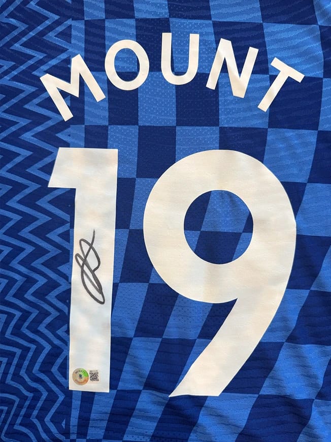 Mason Mount Signed 2021/22 Chelsea FC Jersey (BECKETT) - 9