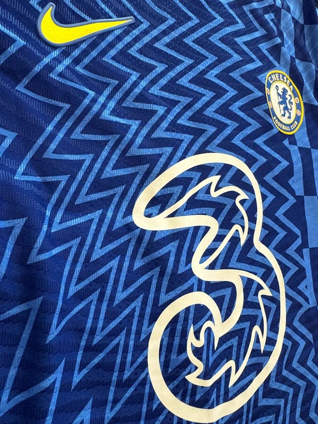 Mason Mount Signed 2021/22 Chelsea FC Jersey (BECKETT) - 12