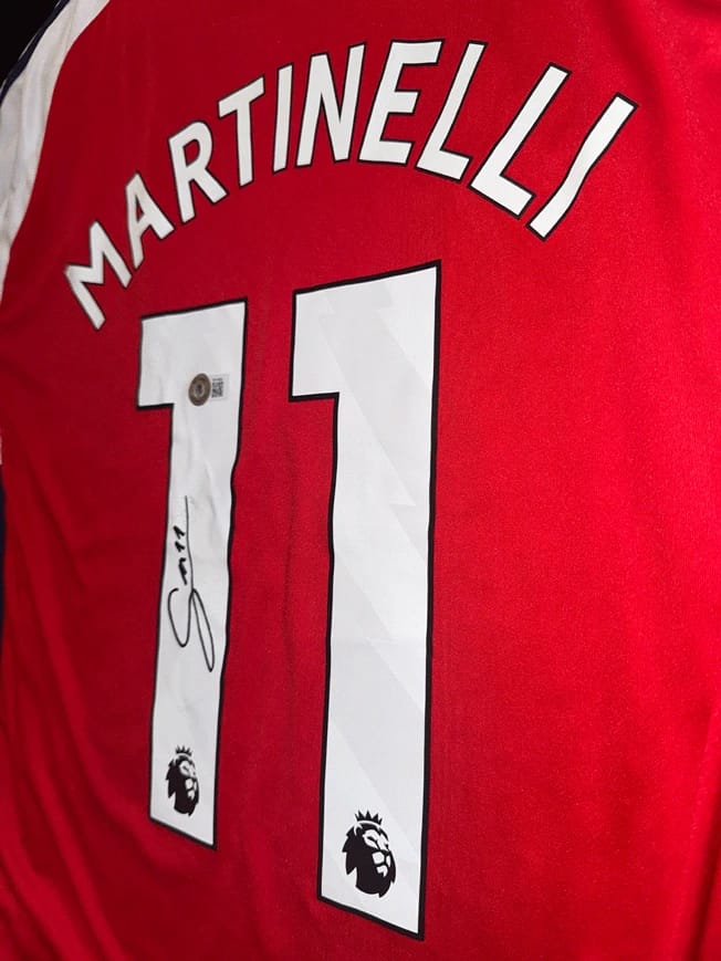Gabriel Martinelli Signed 2024/25 Arsenal Jersey (BECKETT) - 10