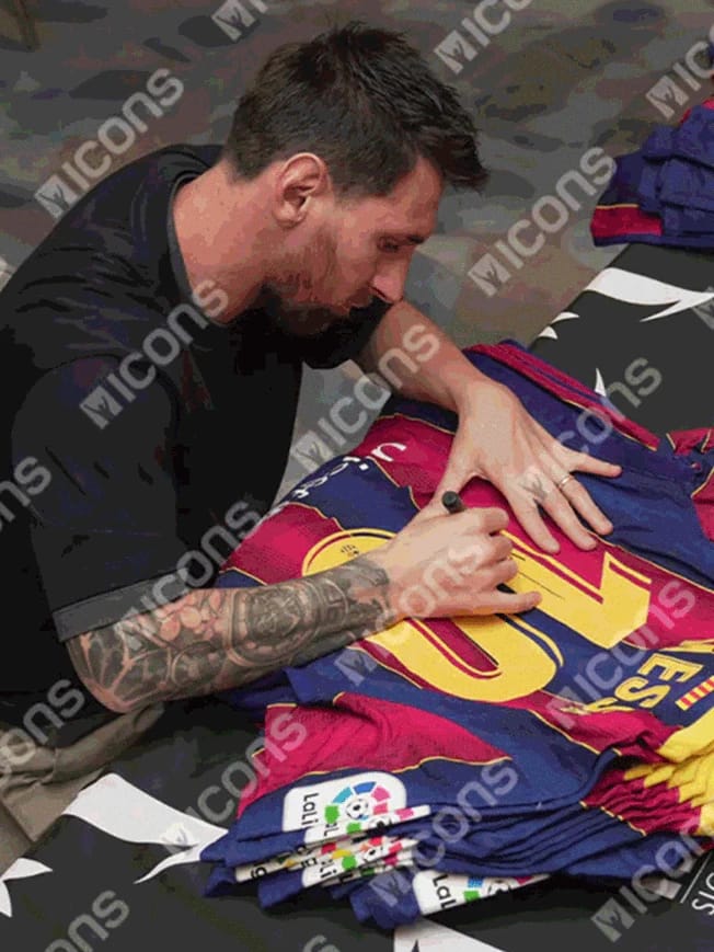 Lionel Messi Signed 2020/21 Barcelona Jersey (ICONS) - 14