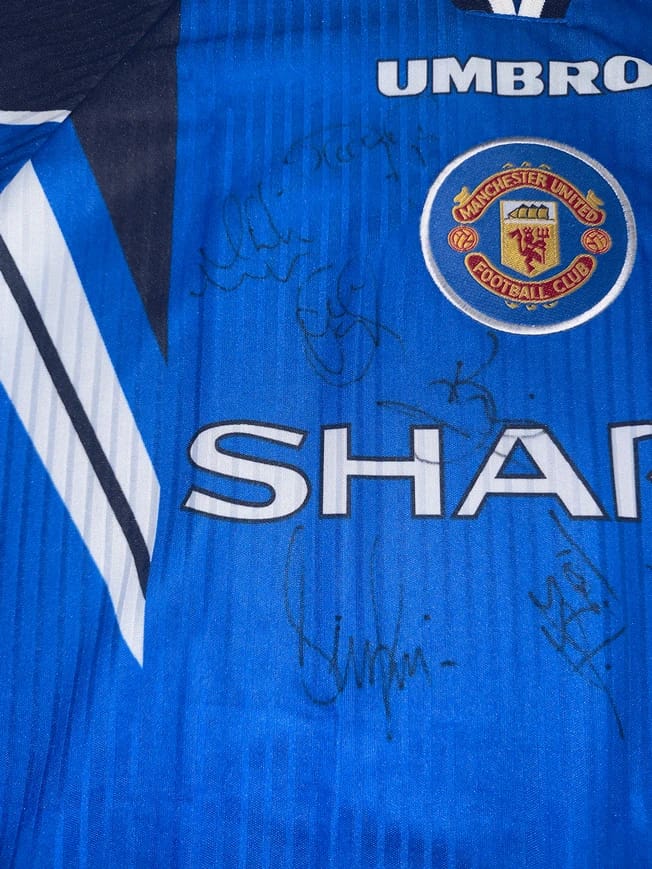 Manchester United Legends Signed 1996/97 Jersey (JSA) - 10
