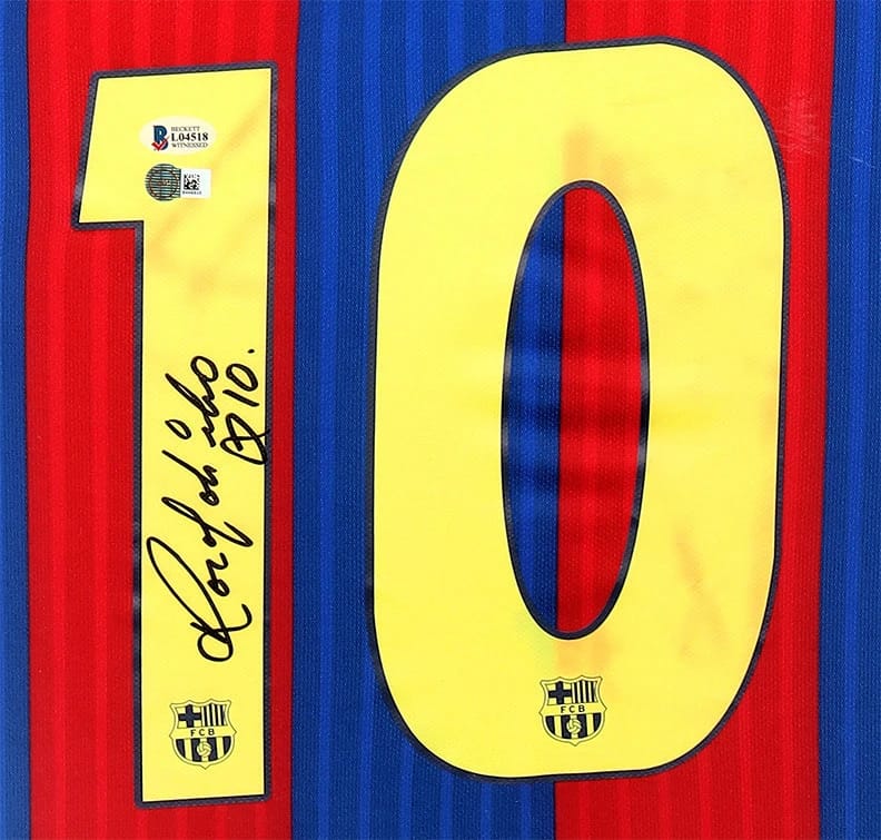 Ronaldinho Signed 2007/08bFC Barcelona Jersey- framed (BECKETT) - 2