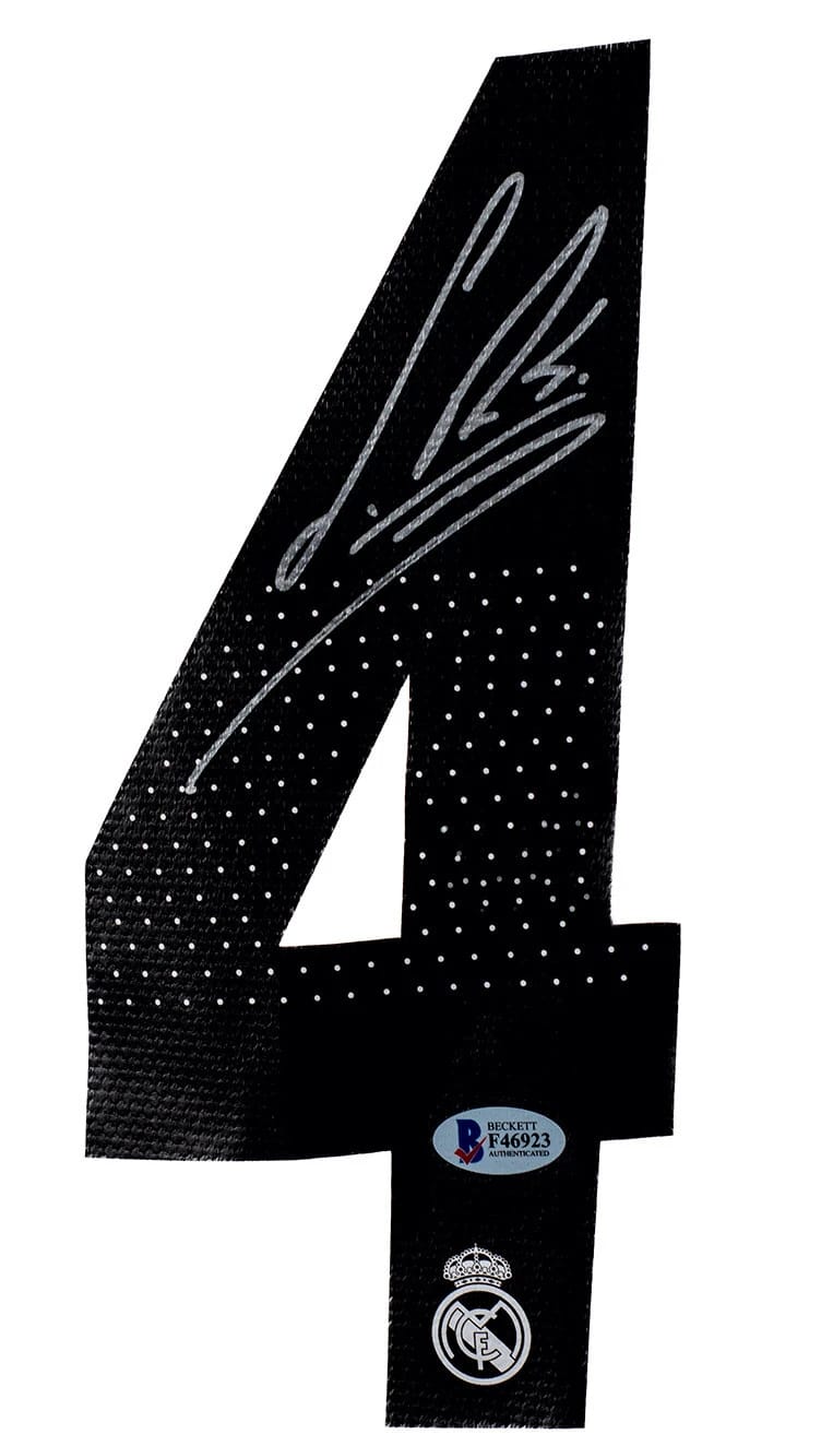 Sergio Ramos Signed 2018/19 Real Madrid Jersey (BECKETT) - 5