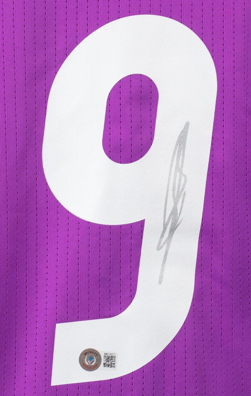 Karim Benzema Signed 2016/17 Real Madrid Jersey (BECKETT) - 5