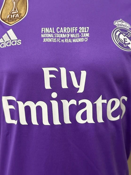 Cristiano Ronaldo Signed 2016/17 Real Madrid Jersey (BECKETT) - 7