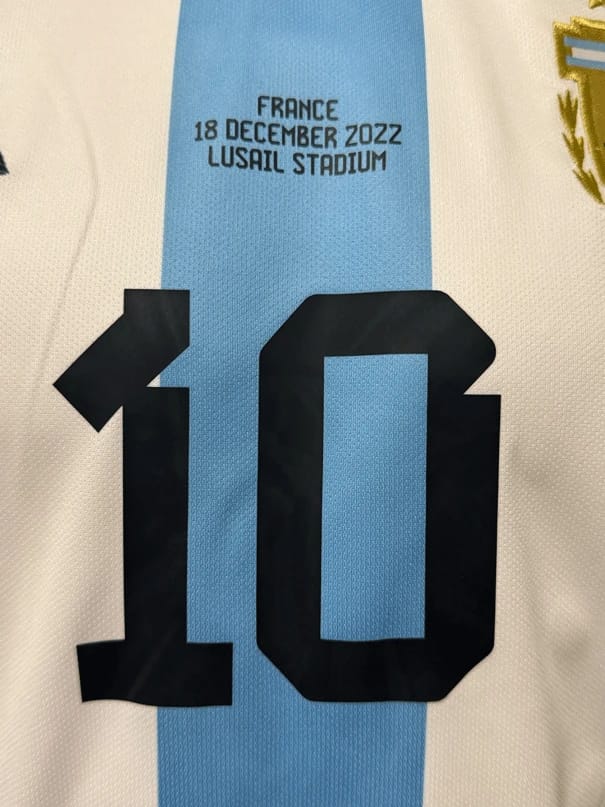 Lionel Messi Signed WC 2022 Argentina Jersey (beckett) - 8