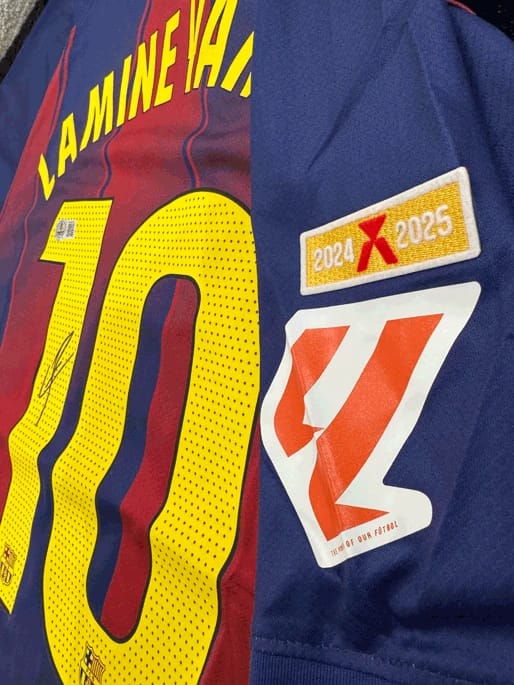 LAMINE YAMAL SIGNED 2025/26 BARCELONA JERSEY (BECKETT) - 9