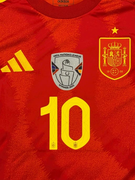 LAMINE YAMAL SIGNED 2025 SPAIN JERSEY - 10
