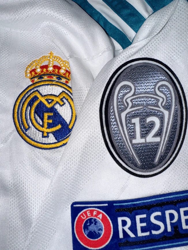 Lionel Messi & Cristiano Ronaldo Signed Real Madrid & Barcelona Jerseys (Dual Framed) - 9