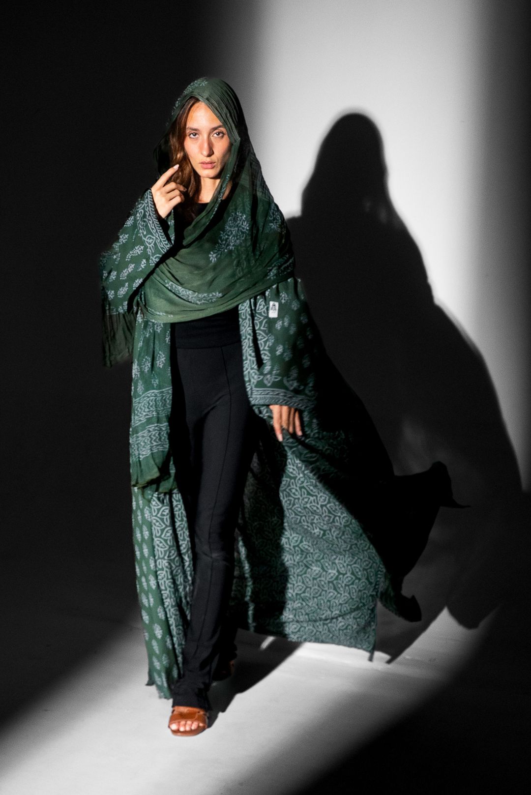 Abaya w Chiffon Tarha B3 - 1