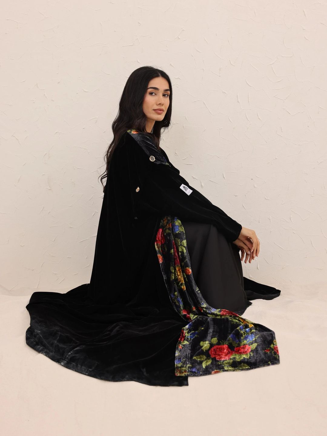 Velvet Abaya w Velvet Tarha V25 - 5