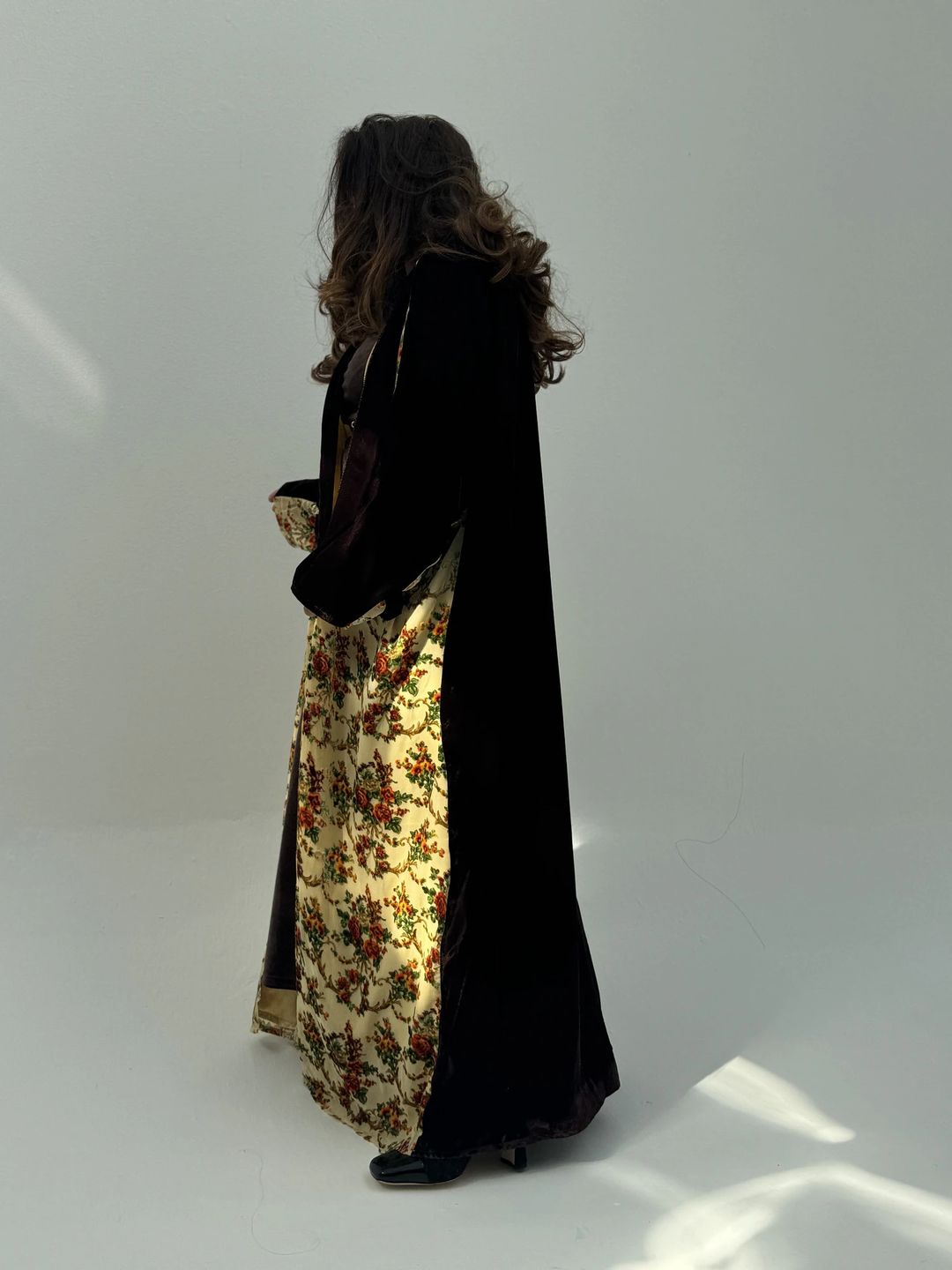 Velvet Abaya w Velvet Tarha M10 - 5