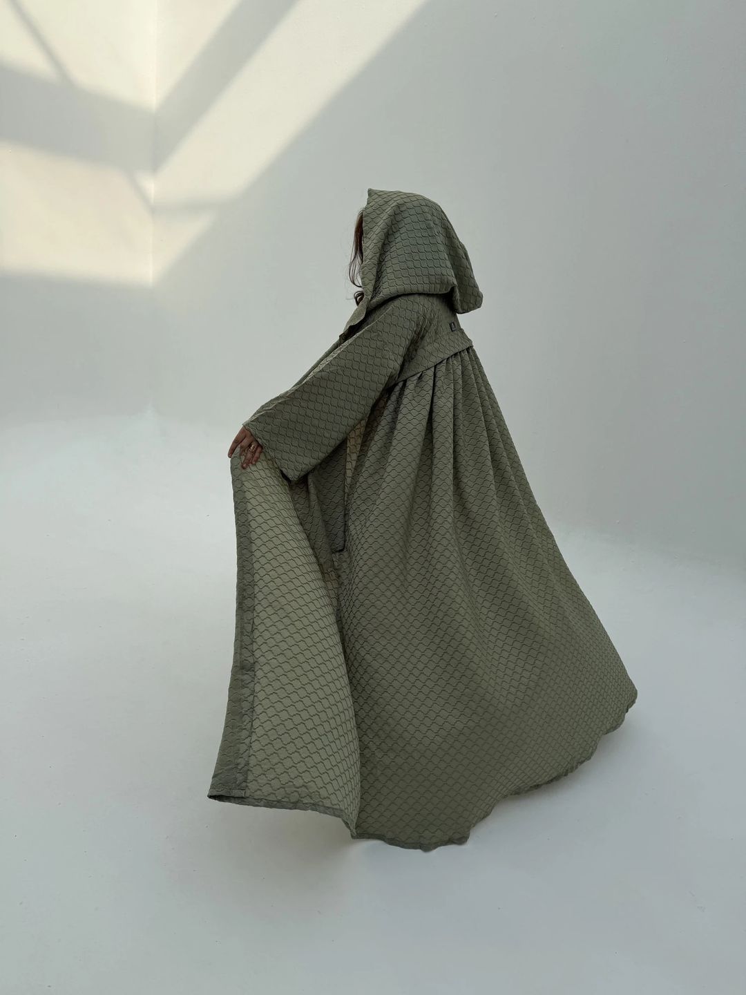 Light Hoodie Abaya H9 - 1